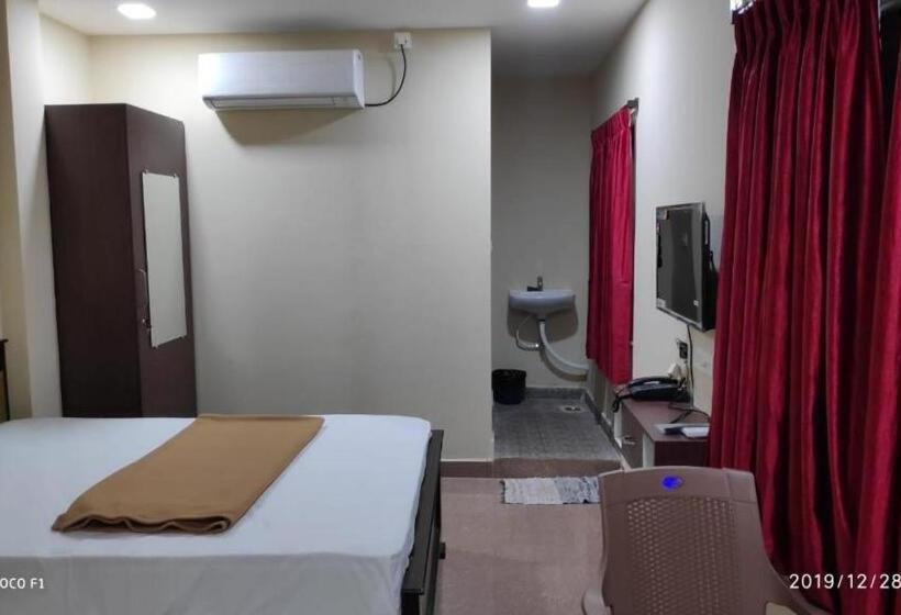 Dream Stay Guest House Пондичери Екстериор снимка